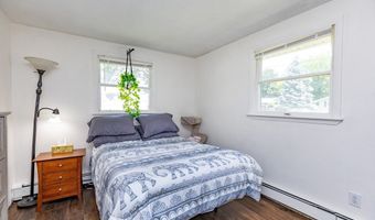 8 Andover Rd, Beverly, MA 01915