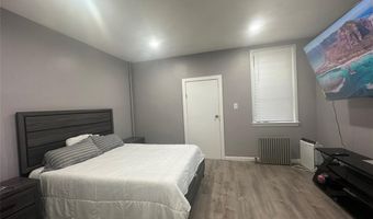 422 Avenue C, Bayonne, NJ 07002