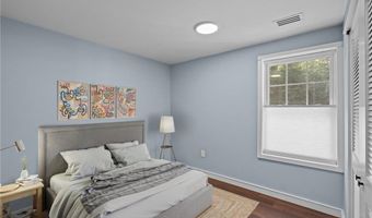 37 Dye Hill Rd, Hopkinton, RI 02832