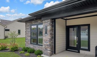 2021 Fairway Dr, Auburn, IN 46706