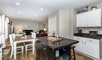 637 White Pine Dr, Adams Twp., PA 16046