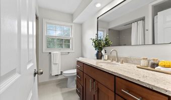 3600 Windemere Dr, Ann Arbor, MI 48105