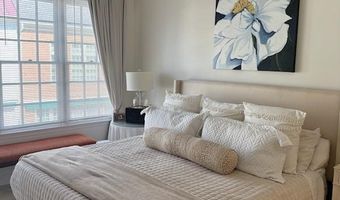 315 S HENRY St S, Alexandria, VA 22314