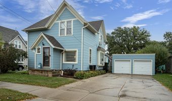 1208 N SUPERIOR St, Appleton, WI 54911