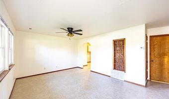 1000 Tater Black Rd, Bentonville, AR 72712