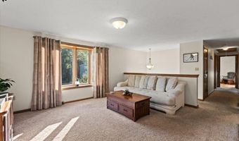20 Stanley Ave, Berkley, MA 02779