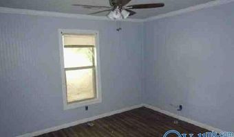 224 Dunn Dr, Albertville, AL 35950