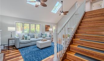 79 Lake Dr, Glocester, RI 02814