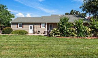 137 Hidden Creek Dr, Advance, NC 27006