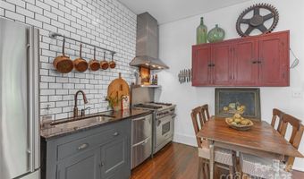 1519 The Plz, Charlotte, NC 28205