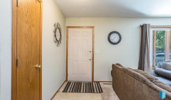 116 W Chicory Dr, Brandon, SD 57005