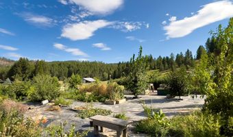 1735 DEARINGER Rd, Addy, WA 99101