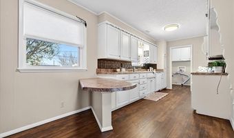 737 Crown Dr, Bartlesville, OK 74006