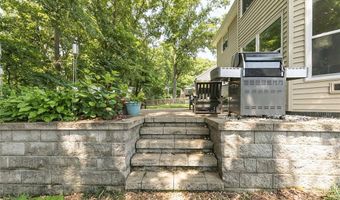 1515 Rosewood Terrace Dr, Ballwin, MO 63021