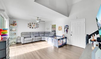 21 Shelli Ter, Barnegat, NJ 08005