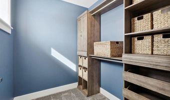 9174 207th Ave, Anamosa, IA 52205