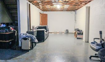 3422 West St, Ames, IA 50014