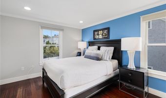 44 Tuckerman Ave, Middletown, RI 02842