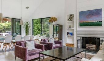 22 Phelan Ct, Amagansett, NY 11930