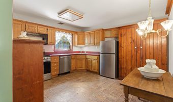 3206 Ridgewood Rd, Allenwood, NJ 08720