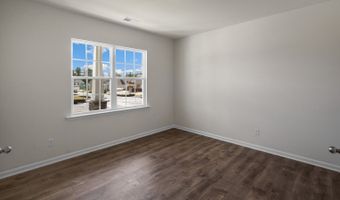 1052 Misty Creek Dr, Aberdeen, NC 28315
