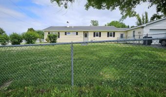 200 Davis Rd, Bangor, ME 04401