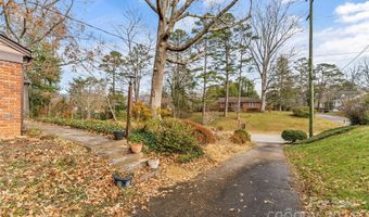 150 Lakeshore Dr, Asheville, NC 28804