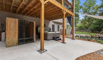 127 Laurel Ridge Dr, Alpharetta, GA 30004