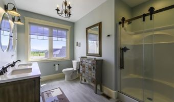 6 Whitney Dr, Cody, WY 82414