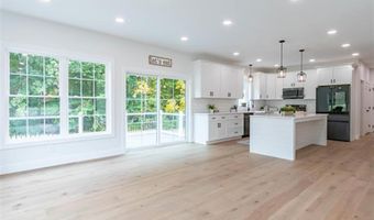 956 N Barnstead Rd, Barnstead, NH 03225
