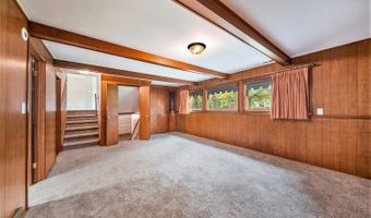 2923 Burlington Ct, Ann Arbor, MI 48105