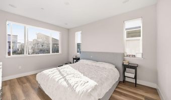 2825 Crusader St, Alameda, CA 94501
