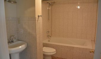 3720 TERRACE Dr, Annandale, VA 22003