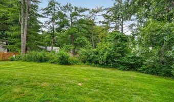 947 Oakfield Dr, Ballwin, MO 63021
