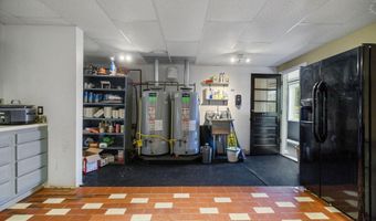 1165 S KY-11, Beattyville, KY 41311