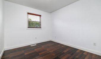 3 Henso Dr, Danbury, CT 06811