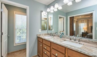 25066 CROXLEY GREEN Sq, Aldie, VA 20105