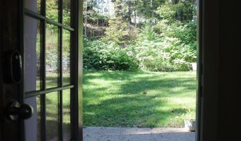 6 W Main St, Chester, CT 06412