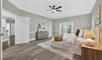 908 HILLY BEND Dr, Apopka, FL 32712