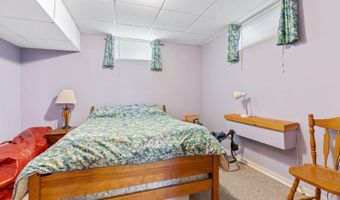 360 S Hemlock Rd, Charlestown, NH 03603