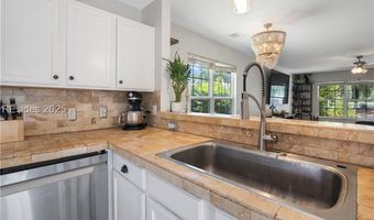 36 Sandy Pointe Dr, Bluffton, SC 29910