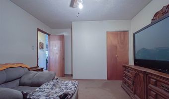 233 E Radio Ln, Arkansas City, KS 67005