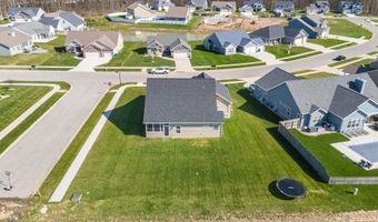 5610 Bear Creek Pass, Auburn, IN 46706