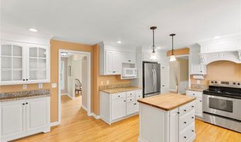 100 Rollingwood St, Amherst, NY 14221