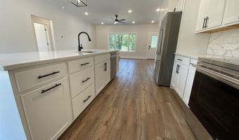 16 Trinton Ave, Bedford, IN 47421