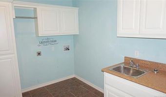 68 Country Hl, Ardmore, OK 73401