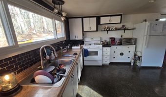 43 Catamount Hill Dr, Allenstown, NH 03275