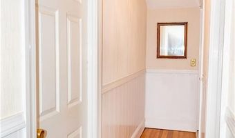 22 Colerick Ave, North Smithfield, RI 02896