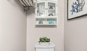 51 Osceola Ave, Narragansett, RI 02882