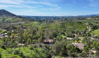 823 Rice Canyon Rd, Fallbrook, CA 92028